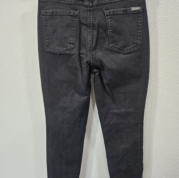 Eddie Bauer women's slightly curvey-high rise skinny jeans 8 - Picture 3 of 7